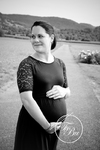 Uslar schafft eine Bühne für liebevolle Schwangerschaftsaufnahmen, die die Verbindung zu Ihrem Baby einfangen. 