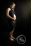 Osterode schafft eine visuelle Erzählung, um in authentischen Schwangerschaftsfotos die Reise zur Elternschaft auszudrücken.