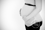 Salzderhelden hält zarte und liebevolle Augenblicke der Schwangerschaft auf einzigartigen Fotos fest.