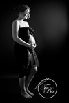 Die Emotionen und persönlichen Momente der Schwangerschaft werden in Salzgitter in einfühlsamen Fotos festgehalten.